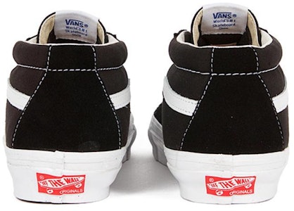 Vans OG Sk8-Mid LX '黑白' 高帮板鞋 VN0A4BVCBA2 Shop Vans OG Sk8-Mid LX '黑白' 高帮板鞋 VN0A4BVCBA2