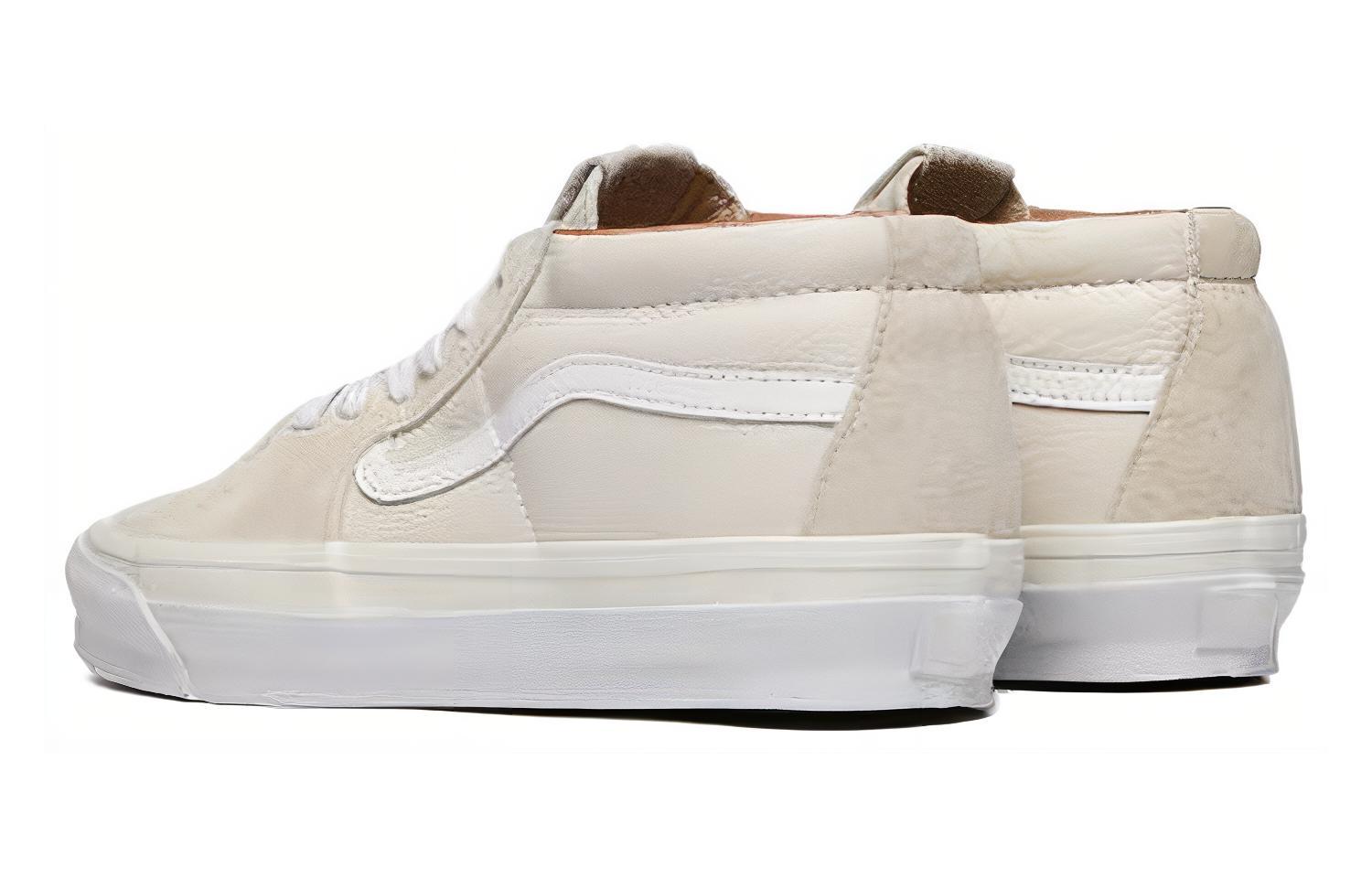 Shop 반스 OG 스케이트-미드 LX '블랑 드 블랑' VN0A4BVCWHT