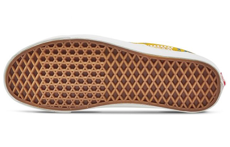 Shop Vans OG スリッポン59 LX ロゴチェッカー (ゴールデン) VN0A4BVDVZA