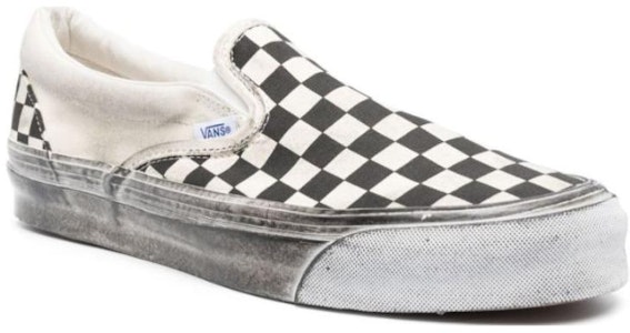 Vans OG Slip-On 'Putih Hitam' VN0A32QNBKC1 Order Vans OG Slip-On 'Putih Hitam' VN0A32QNBKC1