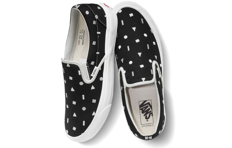 Lookbook Vans OG SLIP-ON LX Nero/Bianco VN0A3AV7VZD
