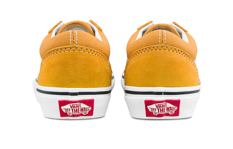 Shop ヴァンズ オールドスクール オレンジ (Vanz Orudo Sukūru Orenji) VN0A4BUU3SP