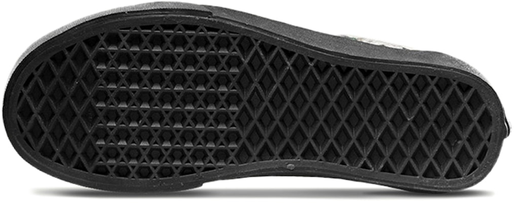 Vans Old Skool 'Hitam' VN0A38G1QSO Purchase Vans Old Skool 'Hitam' VN0A38G1QSO