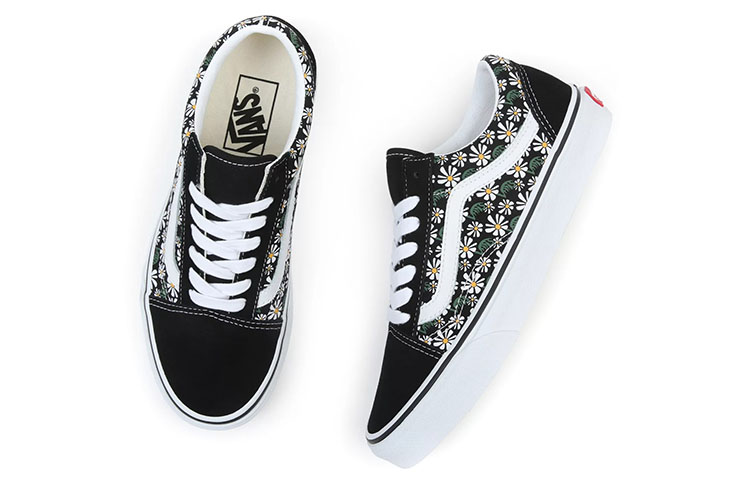 Shop Vans Old Skool Low Tops Kasut Skateboard Santai Unisex Hitam Hijau VN0A5JMIZB3