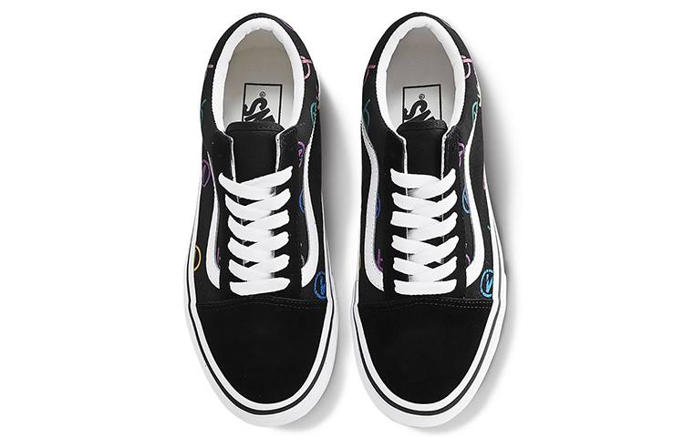 Lookbook Vans Old Skool 彩標 低筒 滑板鞋 男女同款 黑白