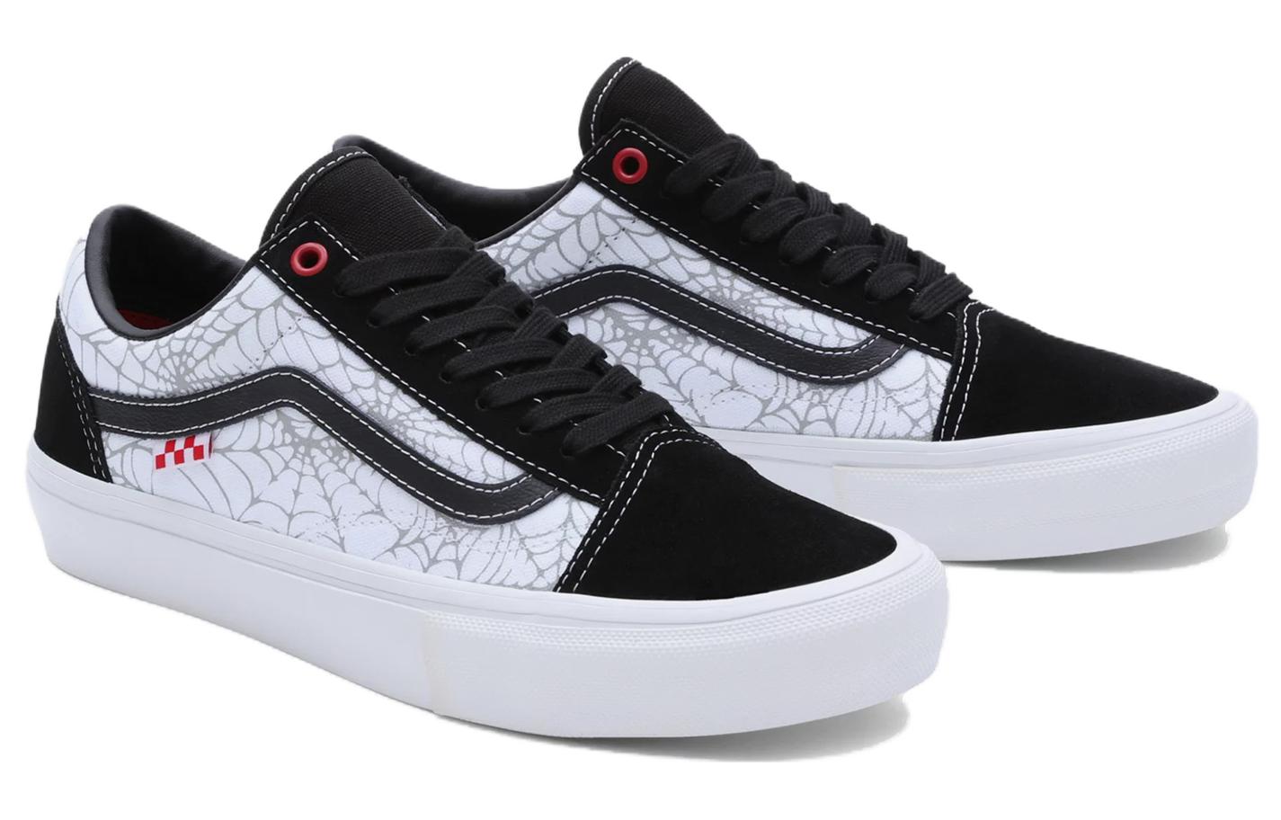 Lookbook ヴァンズ オールドスクール "黒蜘蛛" (Vanz Ōrudosukūru "Kurogumo") VN0A5FCBBWT1