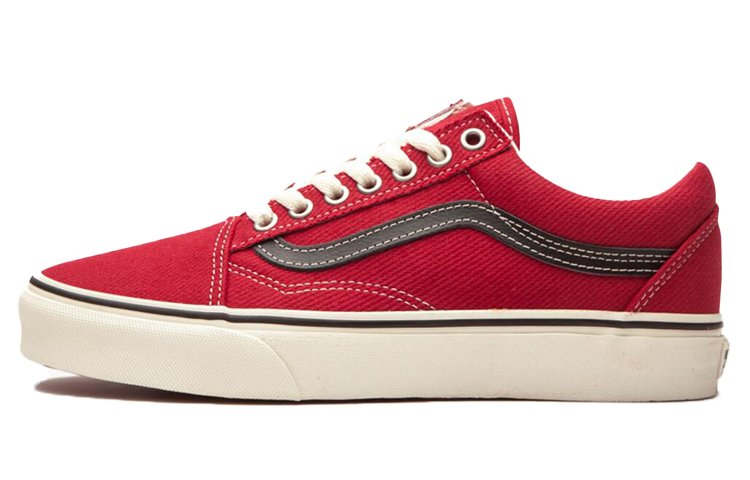 Buy ヴァンズ オールドスクール "レッドホット" (Vanz O-rudo Sukūru "Reddo Hotto") VN0A4BV521J