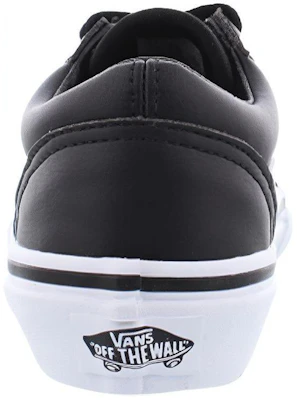Vans Old Skool 经典黑色皮革低帮滑板鞋 VN0A38HBNQR Shop Vans Old Skool 经典黑色皮革低帮滑板鞋 VN0A38HBNQR