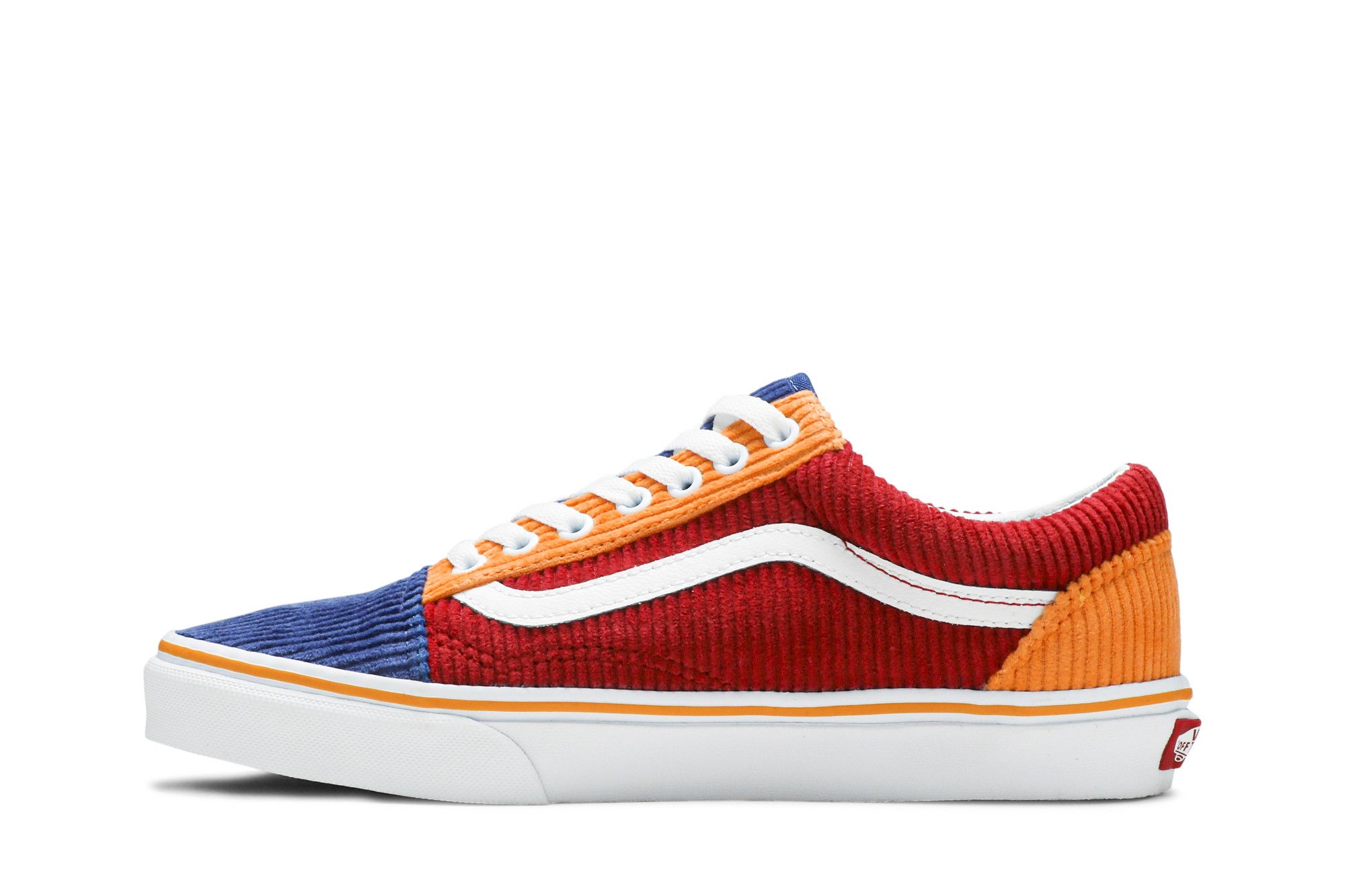 Shop Vans Old Skool '灯芯绒 - 主色' VN0A4BV500Y