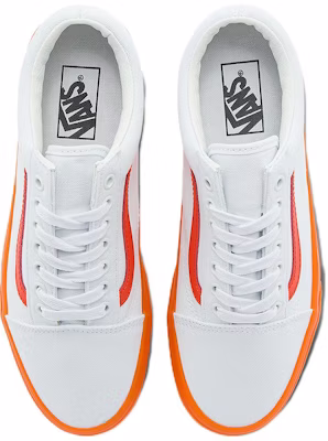 반스 올드스쿨 화이트 스니커즈 (오렌지 라인) VN0000SBZ34 Lookbook 반스 올드스쿨 화이트 스니커즈 (오렌지 라인) VN0000SBZ34