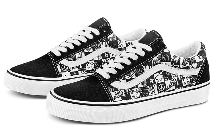 Order Vans Old Skool 'Doodle Checkerboard' dalam corak papan dam. VN0A7Q2J6U6