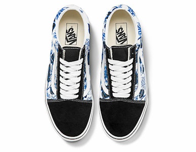 Vans Old Skool 'Biru Bunga' VN0A7Q2JY6Z Lookbook Vans Old Skool 'Biru Bunga' VN0A7Q2JY6Z
