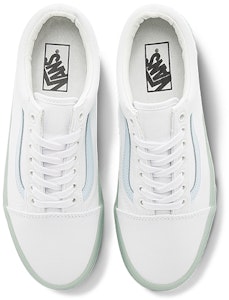 ヴァンズ オールドスクール サイドストライプ 軽量 耐摩耗性 定番スケートシューズ 男女兼用 ブルー VN0000SB650 VN0000SB650 Lookbook ヴァンズ オールドスクール サイドストライプ 軽量 耐摩耗性 定番スケートシューズ 男女兼用 ブルー VN0000SB650 VN0000SB650