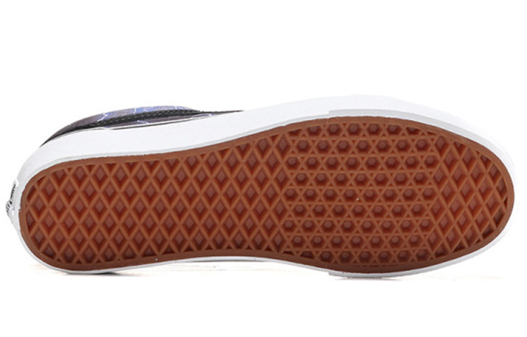 Purchase 范斯经典款‘雷电-黑色’ VN0A38G1S3H