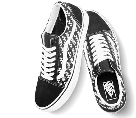 반스 올드스쿨 '로고 리핏 - 블랙' VN0A4U3BTEZ VN0A4U3BTEZ Lookbook 반스 올드스쿨 '로고 리핏 - 블랙' VN0A4U3BTEZ VN0A4U3BTEZ