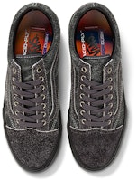 Vans Old Skool 'Tapak Anti Licin Tahan Haus Hitam Rendah' VN0A5FCB1O7 Shop Vans Old Skool 'Tapak Anti Licin Tahan Haus Hitam Rendah' VN0A5FCB1O7