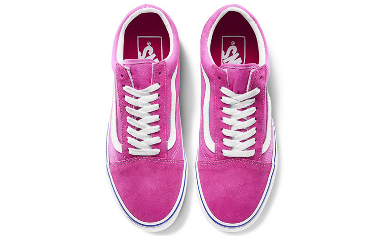 Shop Vans经典款‘粉色’鞋 VN0A38G1VRL