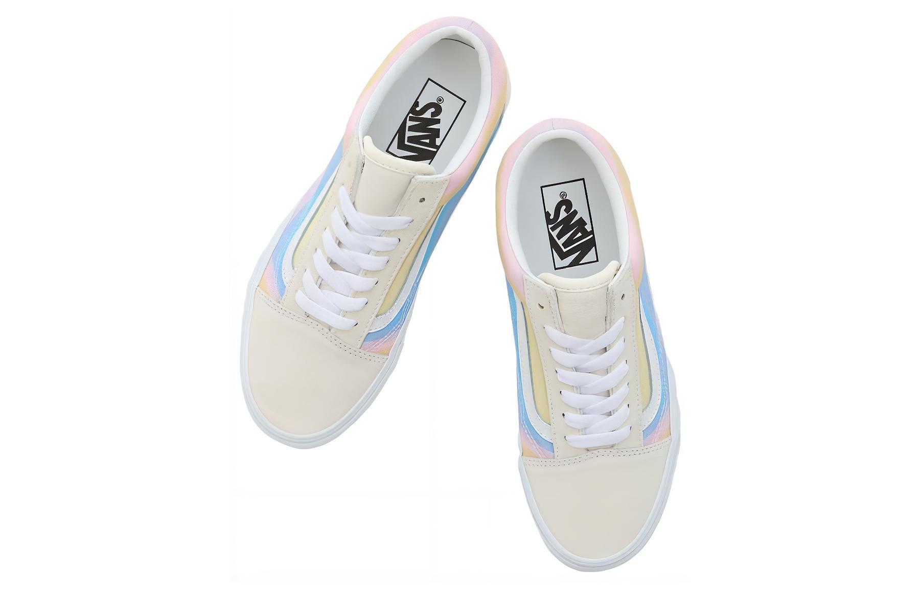 Shop Vans 经典款 粉白色 VN0A5JMIBO5