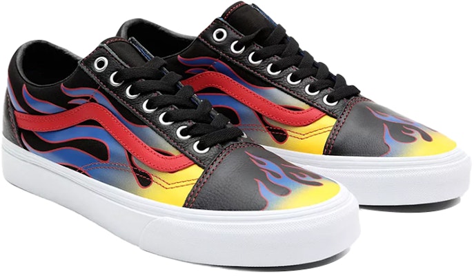 Vans Old Skool '竞速黑' VN0A3WKT57Z Lookbook Vans Old Skool '竞速黑' VN0A3WKT57Z