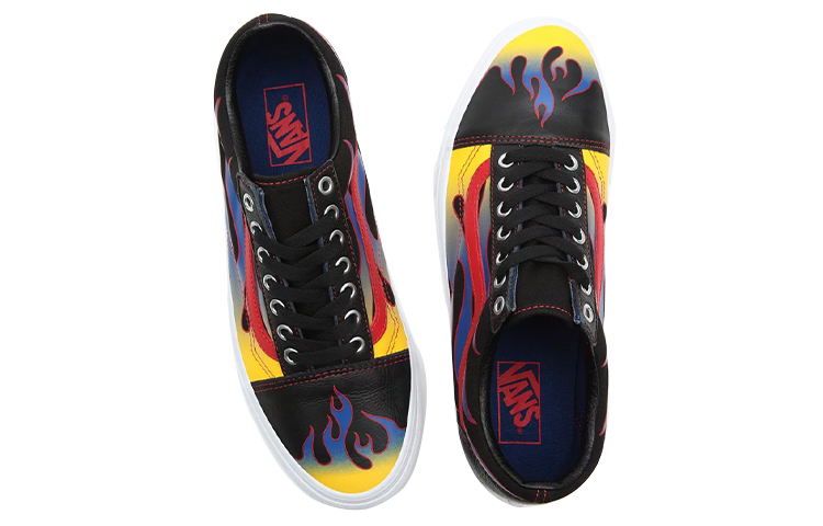 Shop Vans Old Skool '竞速黑' VN0A3WKT57Z