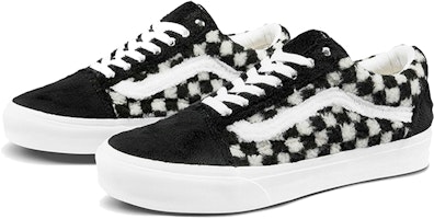 Vans Old Skool 'Sherpa Checkerboard - Hitam' VN0A5KRF95A Order Vans Old Skool 'Sherpa Checkerboard - Hitam' VN0A5KRF95A