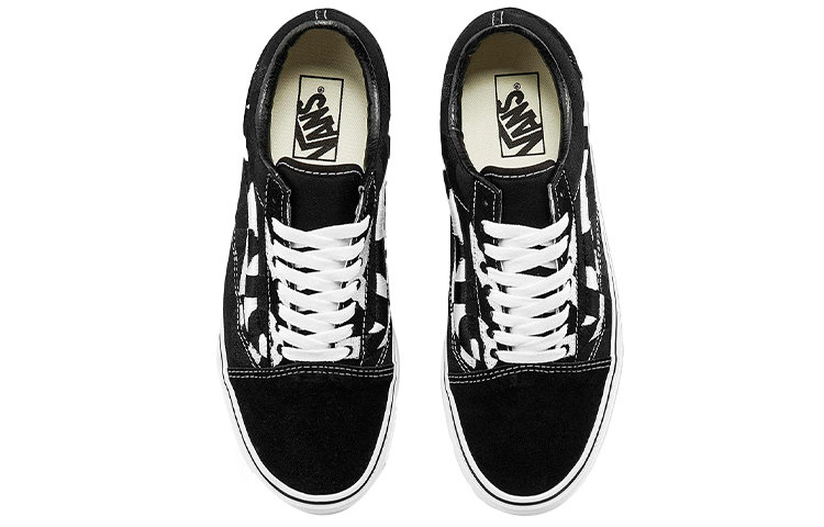 Lookbook ヴァンズ オールドスクール "ステートメント ブラック" VN0A5KRF95C