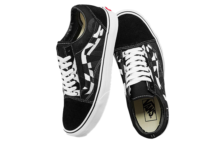 Shop ヴァンズ オールドスクール "ステートメント ブラック" VN0A5KRF95C