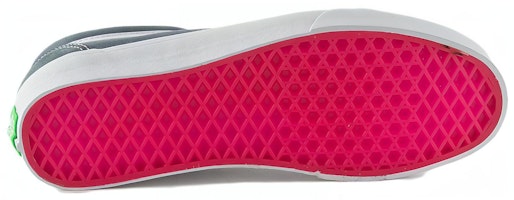 Vans Old Skool 'Cuaca Badai' VN0A5JMIRV2 Purchase Vans Old Skool 'Cuaca Badai' VN0A5JMIRV2