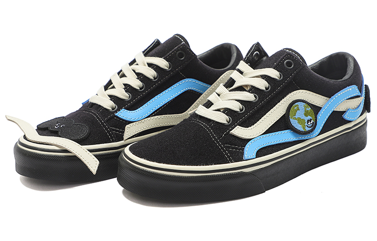 Lookbook Vans Old Skool Kasut Skateboard Kasual Hitam Unisex 'Hitam Putih' VN0A3WKTBLK