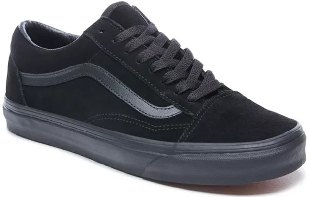 Vans Old Skool 'Triple Black' Hitam Penuh VN0A38G1NRI Lookbook Vans Old Skool 'Triple Black' Hitam Penuh VN0A38G1NRI