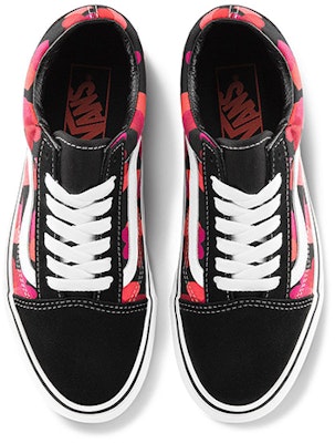Vans Old Skool 情人节心形鞋 VN0A3WKT4RZ Lookbook Vans Old Skool 情人节心形鞋 VN0A3WKT4RZ