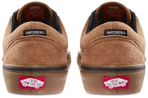 Vans Old Skool Antihero John Cardiel Lelaki VN0A45JCVG0 Lookbook Vans Old Skool Antihero John Cardiel Lelaki VN0A45JCVG0