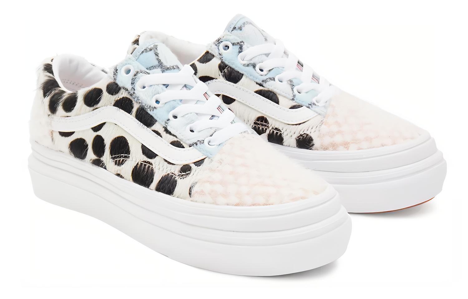 Lookbook Vans Old Skool Hitam/Putih VN0A4UUNA1Q