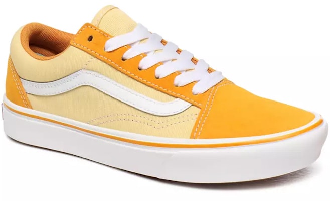 Vans Old Skool 麂皮與紡織材質 Comfycush 低筒板鞋 男女同款 黃色 Lookbook Vans Old Skool 麂皮與紡織材質 Comfycush 低筒板鞋 男女同款 黃色