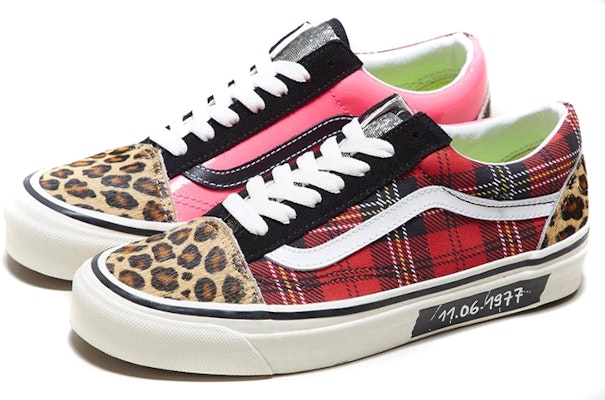 Vans Old Skool 英伦入侵红色豹纹 VN0A38G203X Lookbook Vans Old Skool 英伦入侵红色豹纹 VN0A38G203X