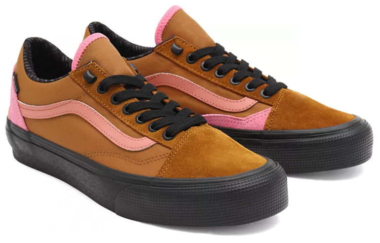 Lookbook ヴァンズ オールドスクール GORE-TEX ゴールデンブラウン/ピンク VN0A4V9W9XS