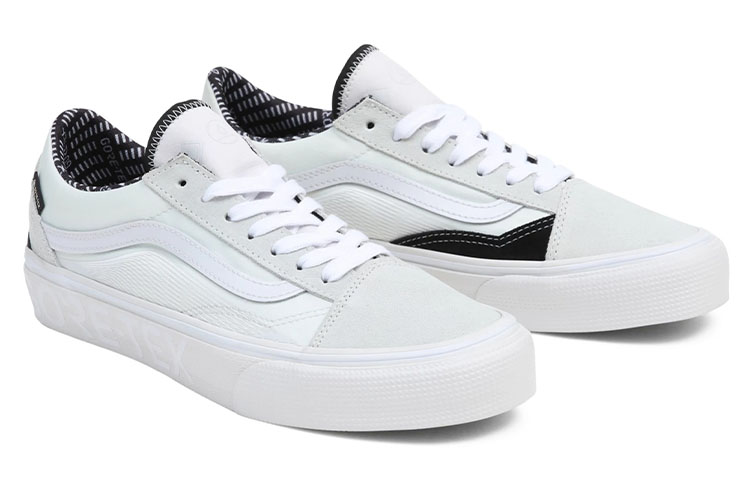 Lookbook Vans Old Skool Gore-Tex '白灰' VN0A4V9W11H