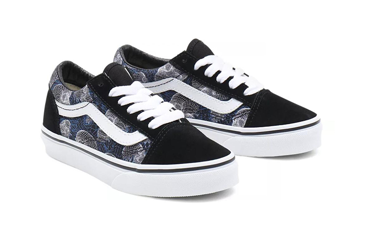Lookbook Vans Old Skool K Hitam/Biru VN000W9TA2L