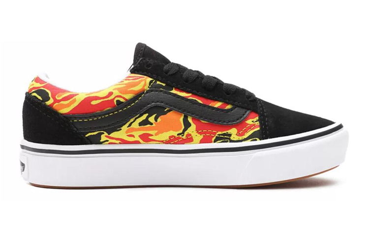 Order Vans Old Skool K Cetak Hitam/Oranye VN0A4UHA31O