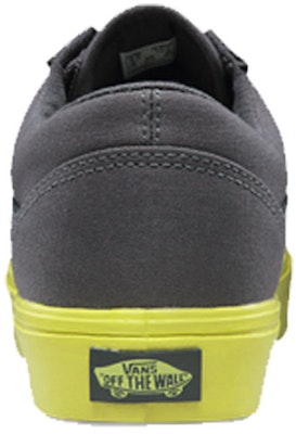 Vans Old Skool 轻便鞋 灰/黄 VN0A2Z5WN5S Shop Vans Old Skool 轻便鞋 灰/黄 VN0A2Z5WN5S