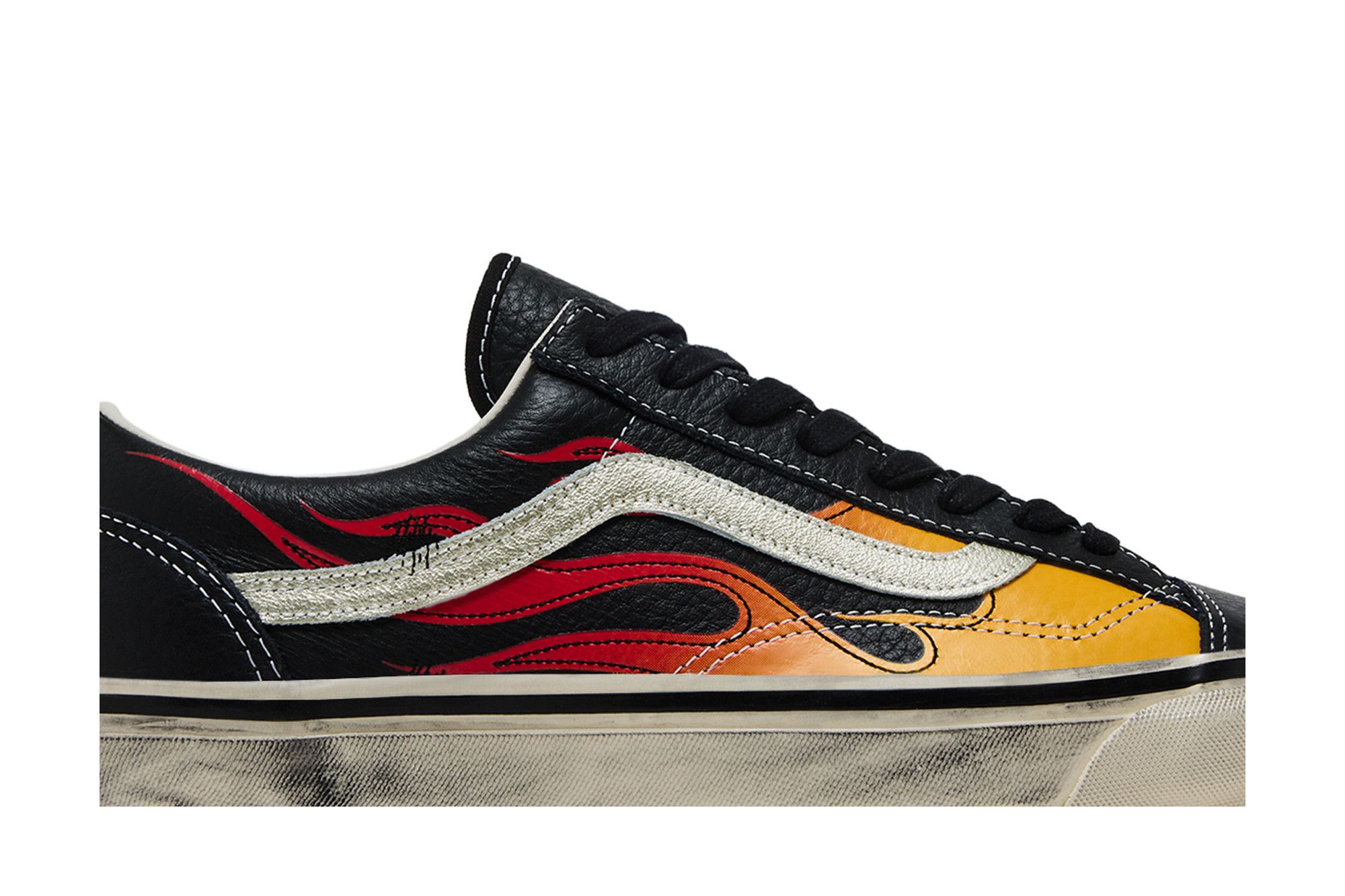 Lookbook Vans Old Skool LX ''Archive Flame Schwarz'' VN000D9RCJK