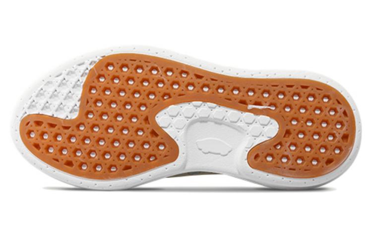 Shop Vans Old Skool Overt CC 舒適潮流 輕便耐磨防滑 低筒 滑板鞋 男女款 白色