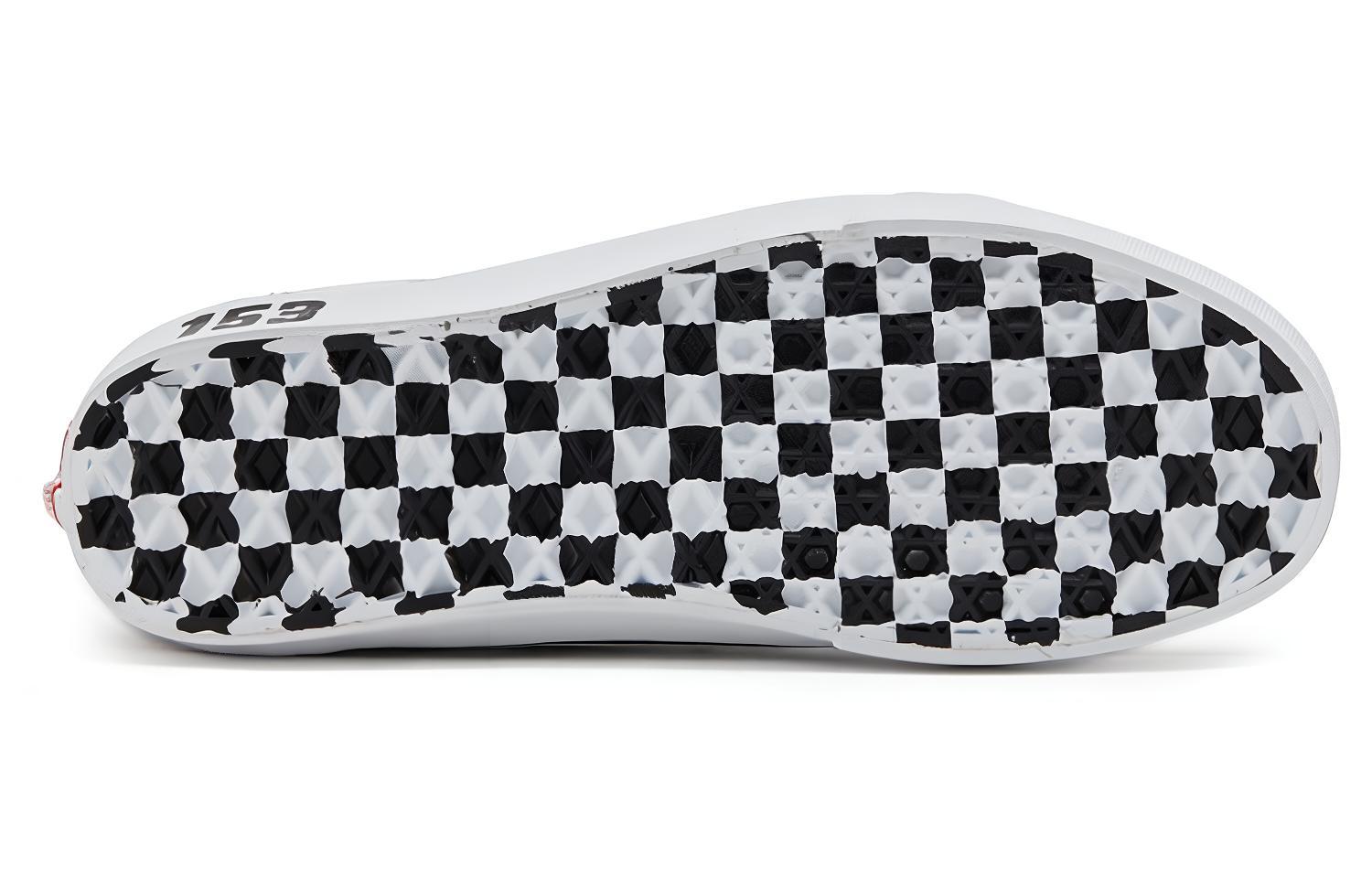 Shop Vans Old Skool 經典百搭 休閒 低筒 板鞋 男女同款 黑白塗鴉