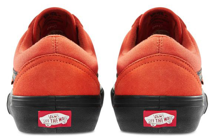 Shop Vans Old Skool Pro '鯉魚黑' VN0A45JCVG3