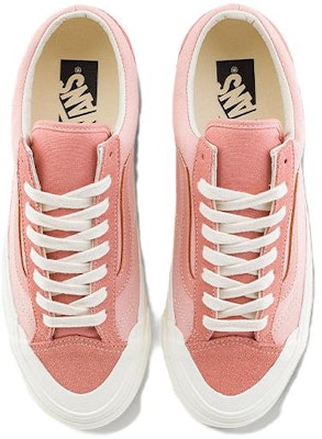 Vans Old Skool Reissue 'Pink' Sepatu Retro Warna Merah Muda VN000MT6BO9 Lookbook Vans Old Skool Reissue 'Pink' Sepatu Retro Warna Merah Muda VN000MT6BO9
