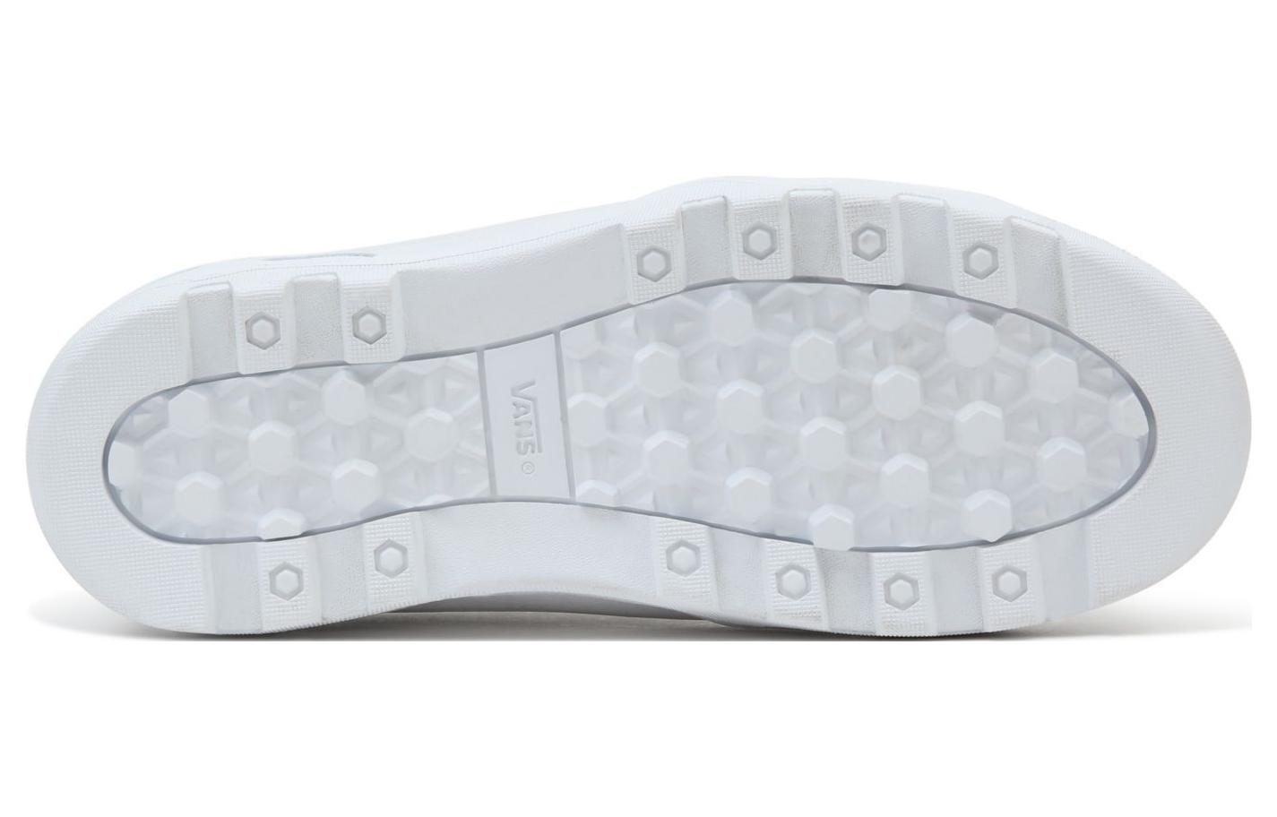 Shop Vans Old Skool Sentry WC Plata VN0A5KR3X1K