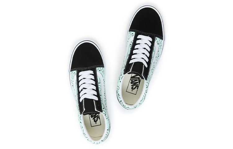 Shop Vans Old Skool 绿黑色板鞋 VN0A5JMIN4T