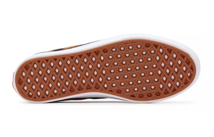 Shop Vans Old Skool Sneakers K Warna Oren VN0A4UHA9A9