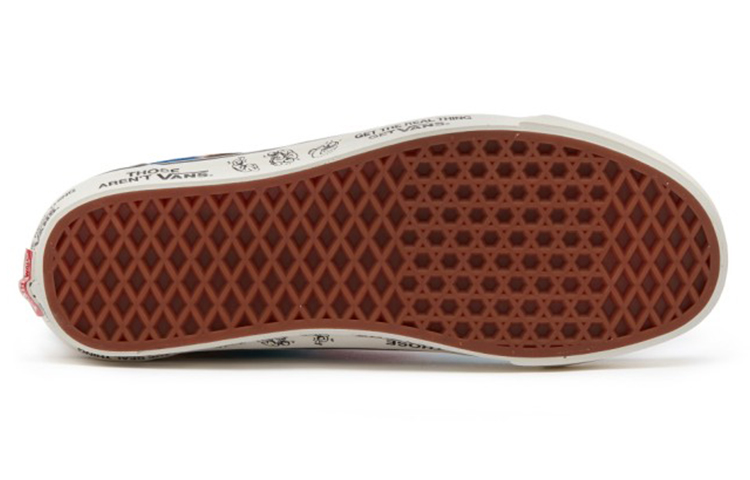 Shop Vans Old Skool 復古 耐磨防滑 低幫 板鞋 男女同款 白紅藍