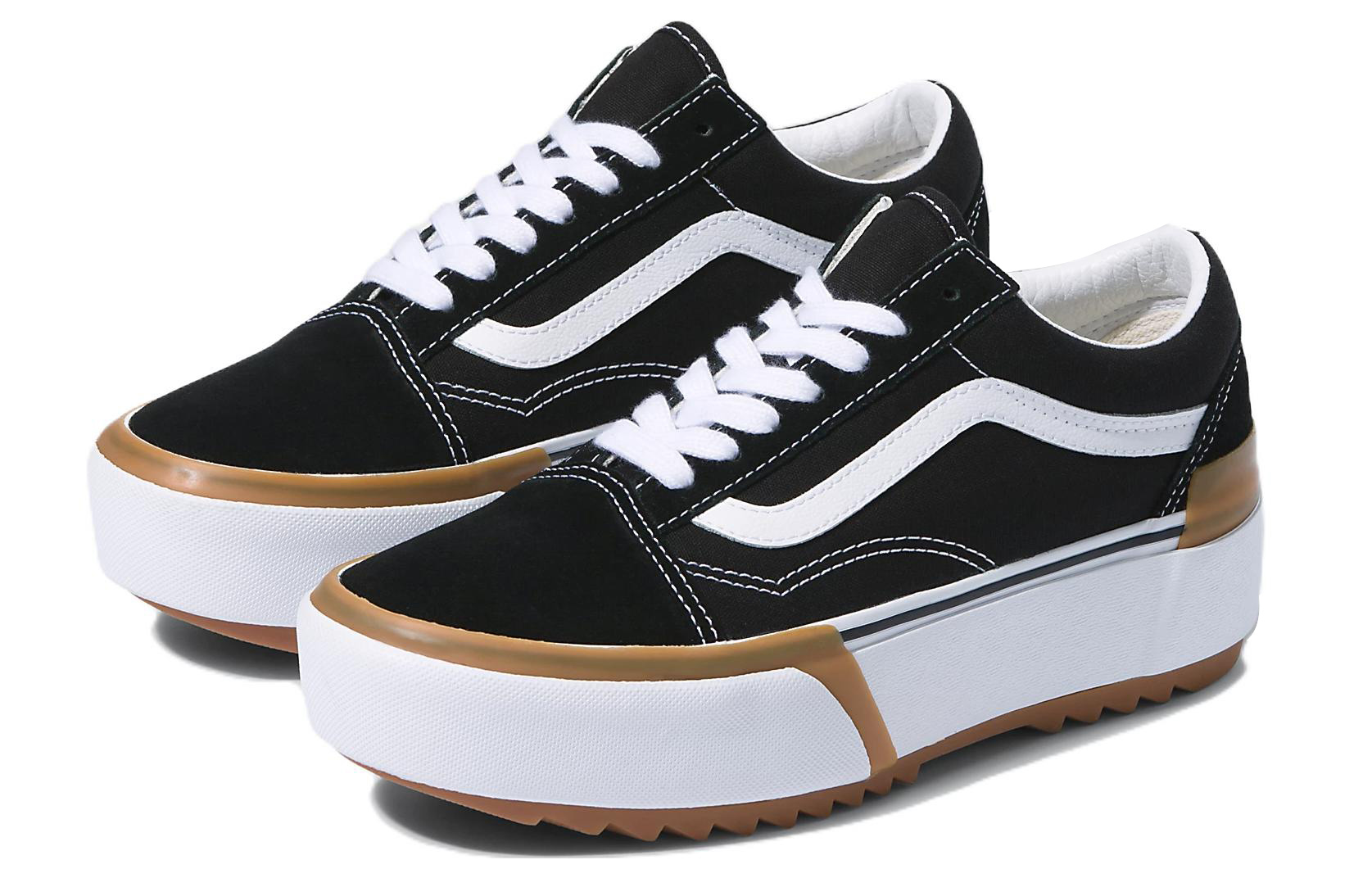 Lookbook Vans Old Skool Stacked 'Hitam Putih' VN0A4U159X1